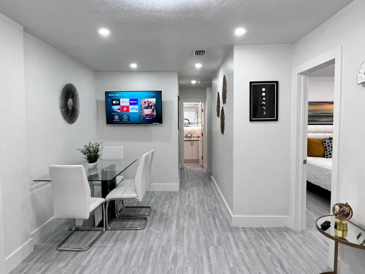 Stylish 2 Bedrooms Apartment By Miami International Airport Bagian luar foto