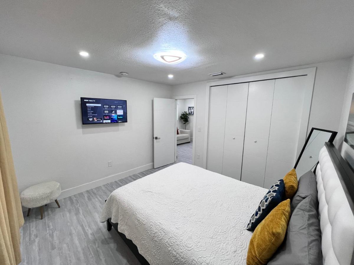 Stylish 2 Bedrooms Apartment By Miami International Airport Bagian luar foto