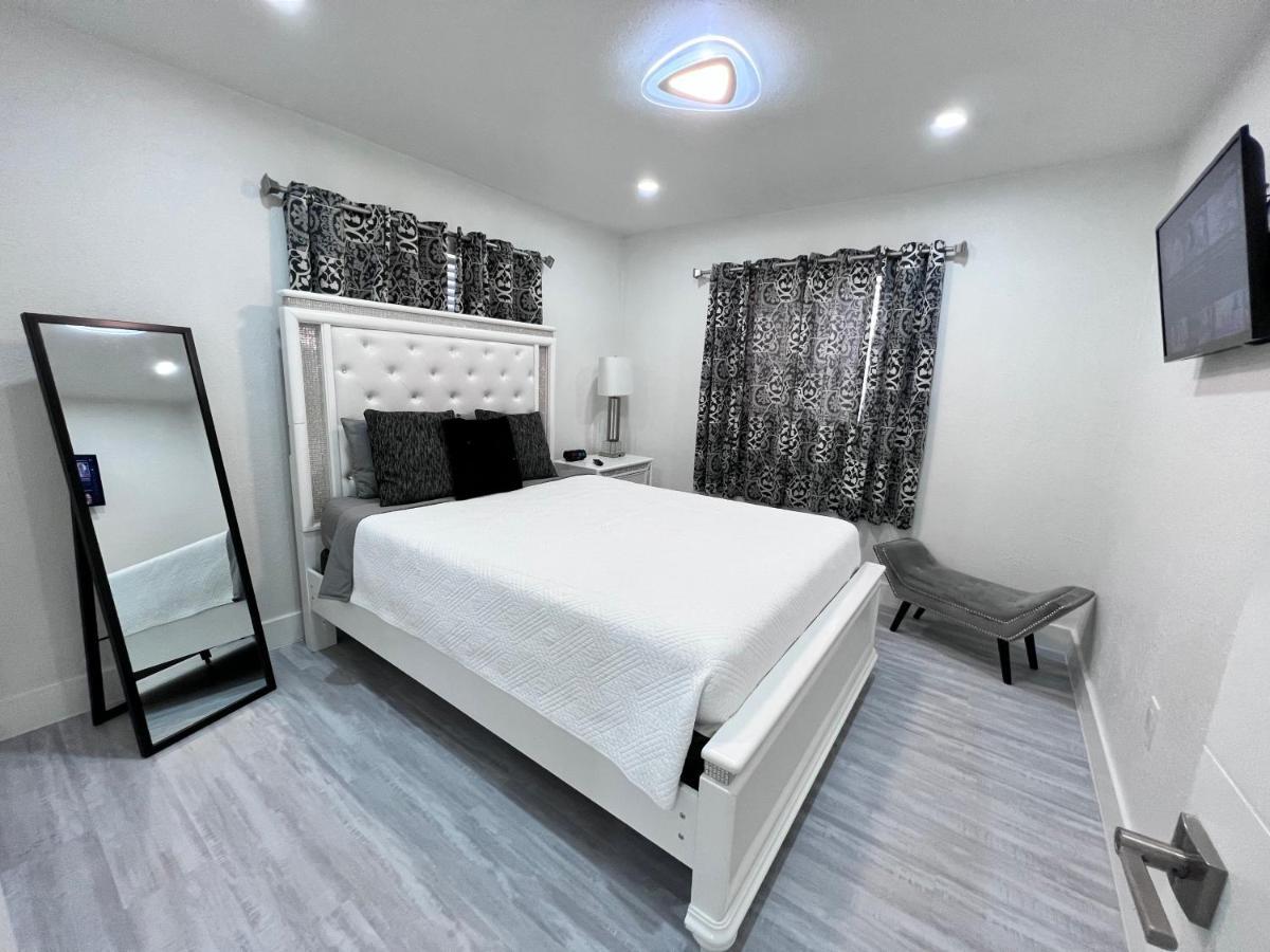 Stylish 2 Bedrooms Apartment By Miami International Airport Bagian luar foto